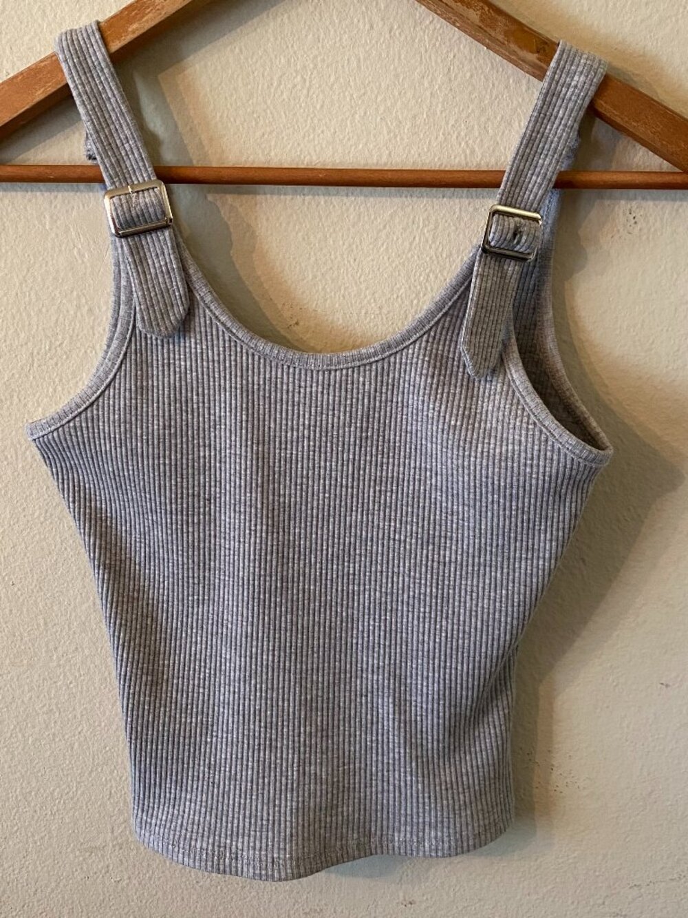 HEART & HIPS MEDIUM GRAY TANK TOP